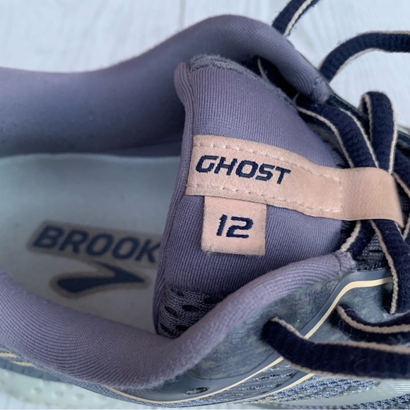 Brooks Ghost 12 Running Athletic Sneakers Shoes - Picture 12 of 13
